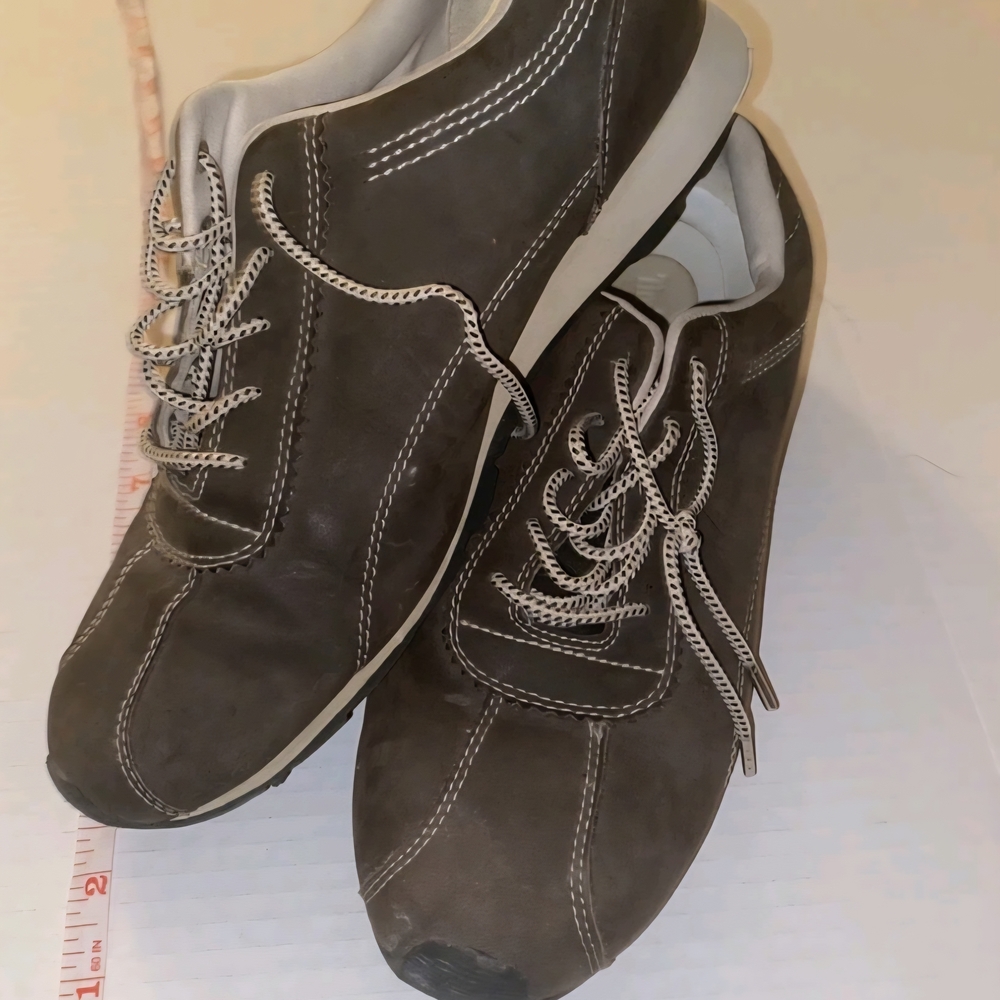 Timberland Brown Sneakers with Nubuck Finish and Padded Collar